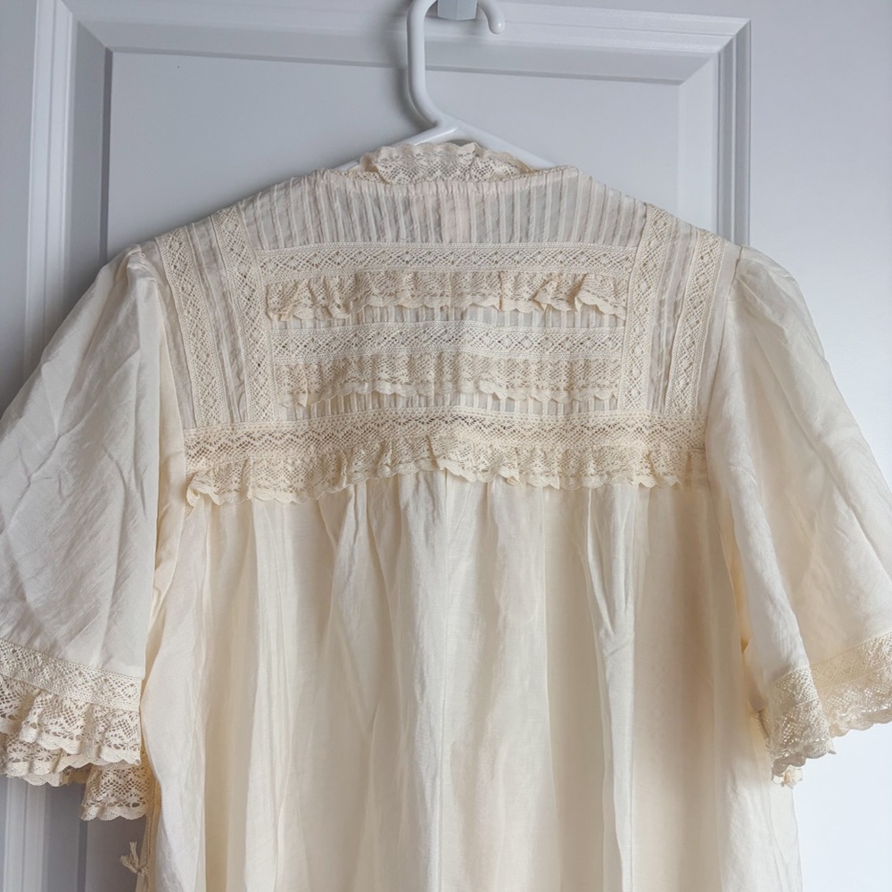 NWT Camellia Cream Lace-Trim Nightgown Chemise Robe - Picture 6 of 8